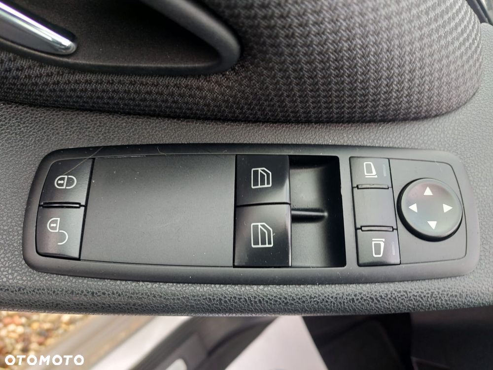 Mercedes-Benz Klasa A 180 CDI Autotronic Avantgarde DPF - 10