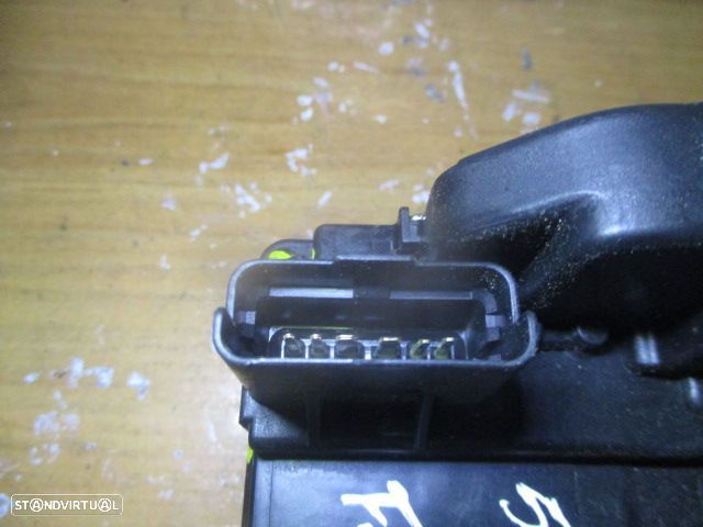 Fecho FEC3703 NISSAN JUKE 2015 FE 6 PINOS NISSAN JUKE 1 FASE 2 2015 1.2I 115CV 5P BRANCO Fe 6 PINOS - 2