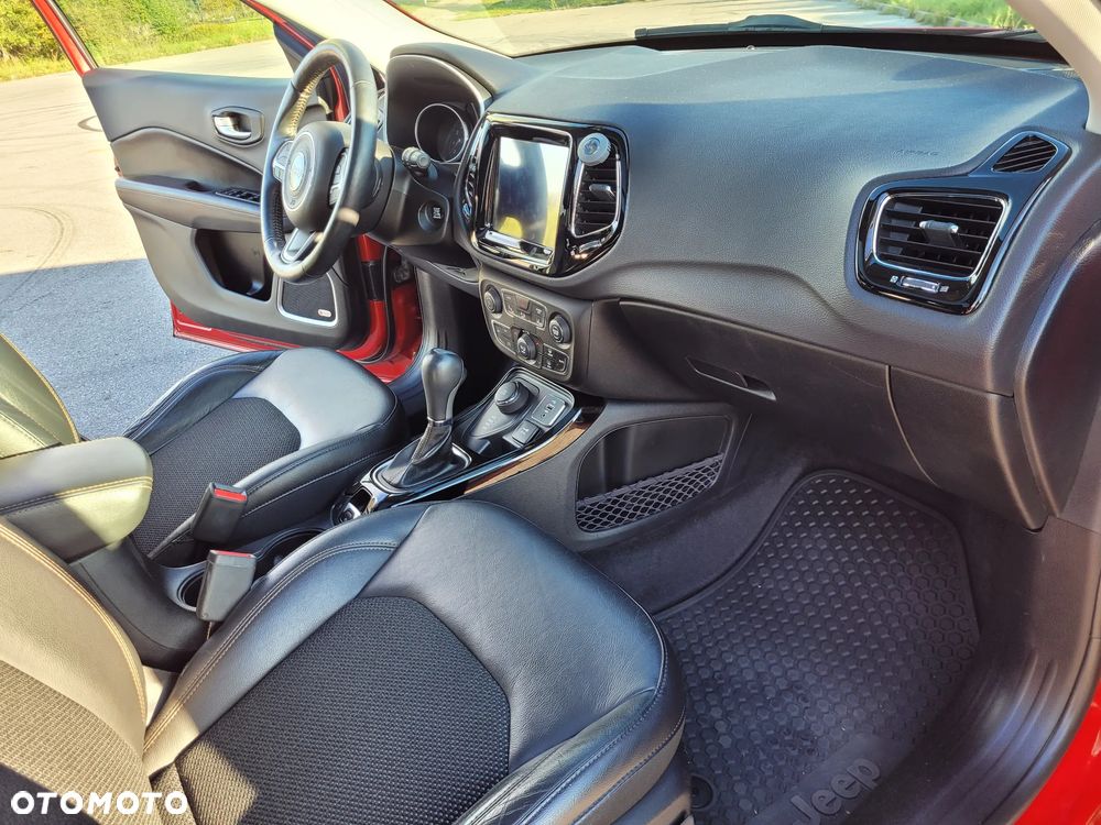 Jeep Compass 1.4 TMair Limited 4WD S&S - 16