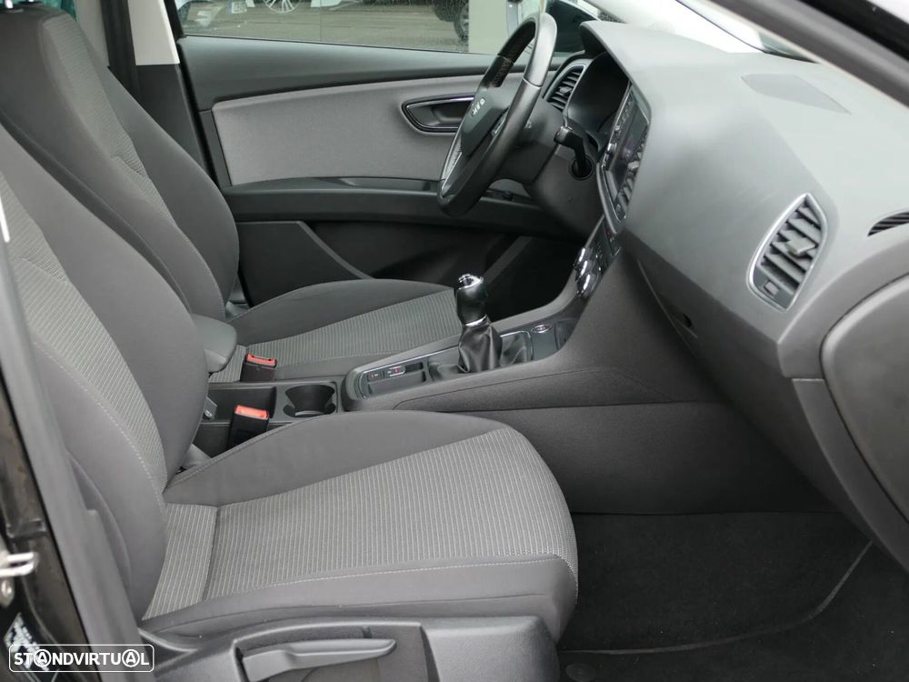 SEAT Arona 1.0 TSI FR - 31