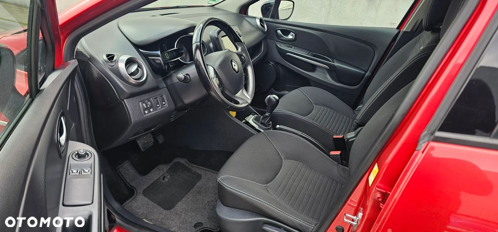 Renault Clio - 10