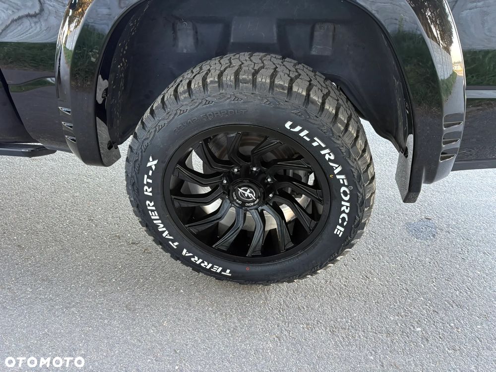 Dodge RAM - 18