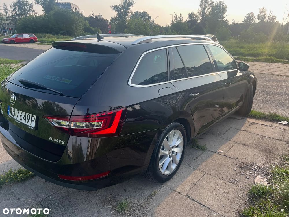 Skoda Superb 1.8 TSI Ambition DSG - 8