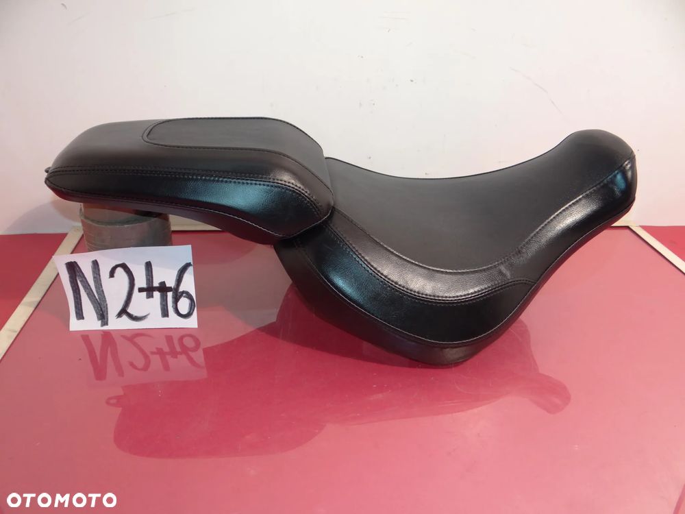 N246 HARLEY DAVIDSON FAT BOY SIEDZENIE KANAPA KIEROWCY I PASAŻERA FLFB FLBFS FAT BOY 114 M8 pasuje do modeli z lat 18 - 2O24 OEM 52000333. - 2