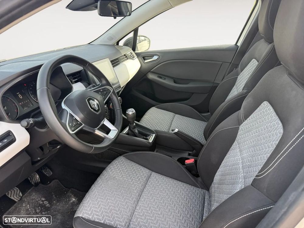 Renault Clio 1.0 TCe Evolution - 10