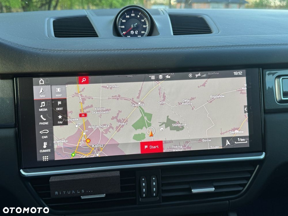 Porsche Cayenne GTS - 21