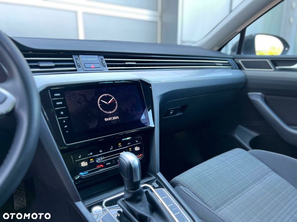 Volkswagen Passat 1.5 TSI EVO Business DSG - 12