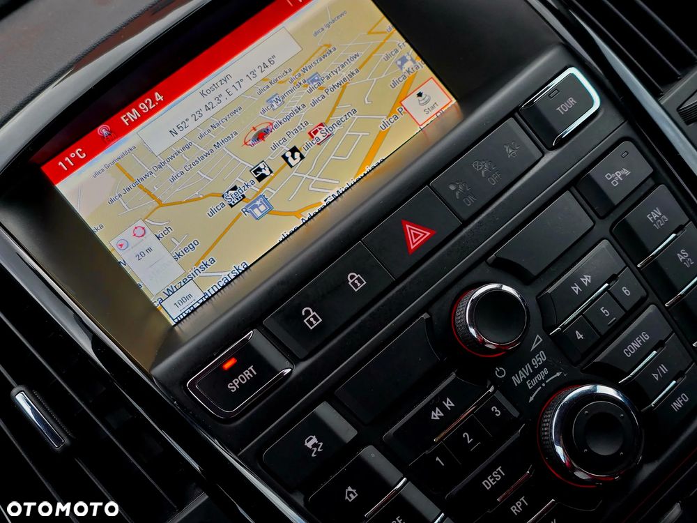 Opel Astra 2.0 CDTI Exklusiv - 24