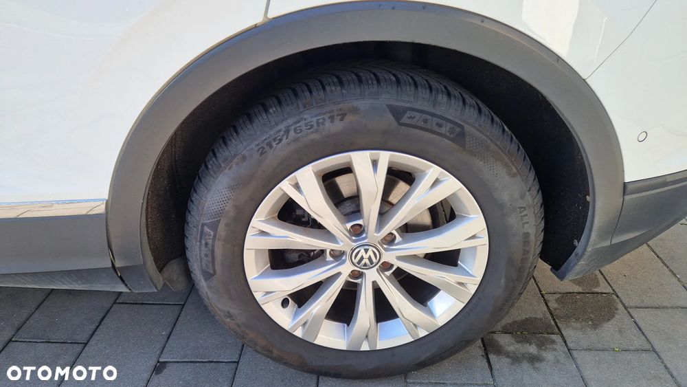 Volkswagen Tiguan 2.0 TDI SCR 4MOTION (BlueMotion Techn.) DSG Trendline - 32