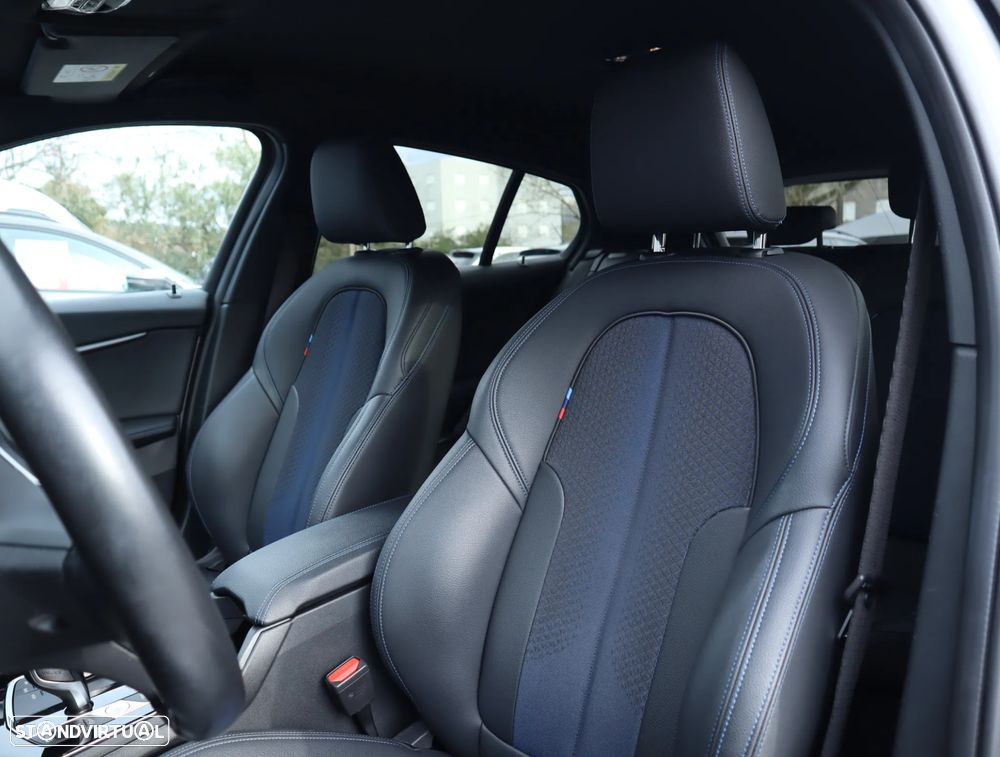 BMW 116 d Pack Desportivo M Auto - 25