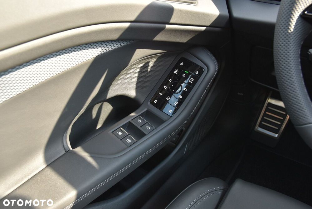 Audi A6 Avant - 17