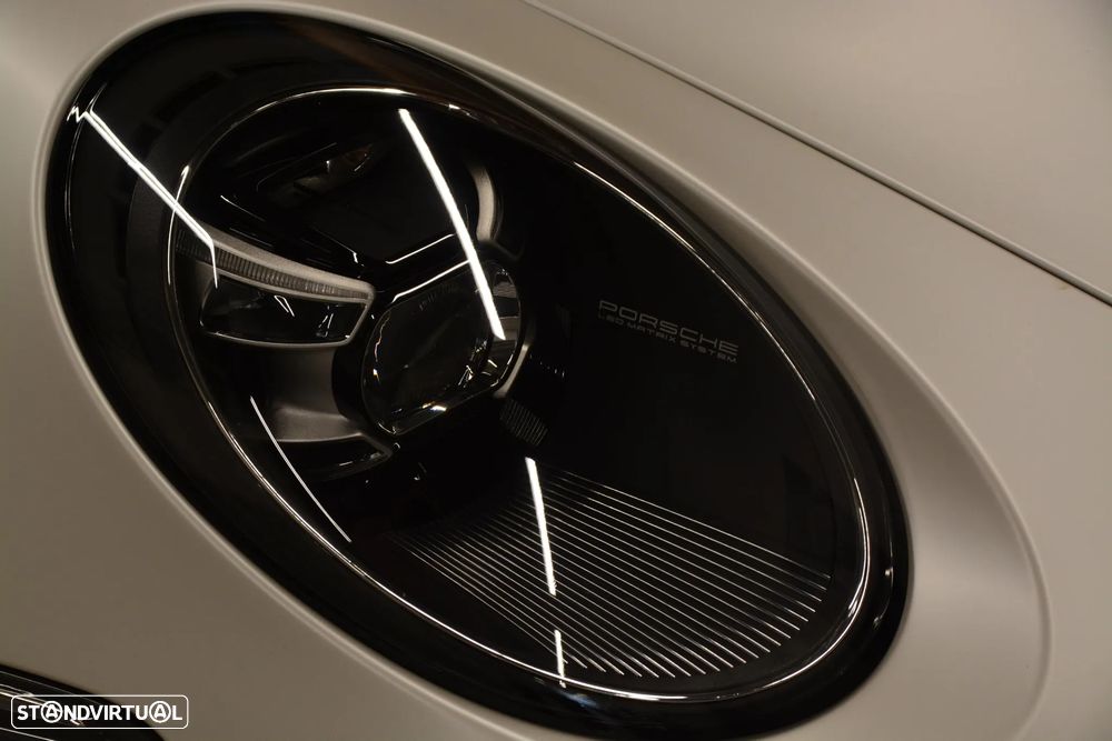Porsche 911 (992) Turbo S PDK - 10