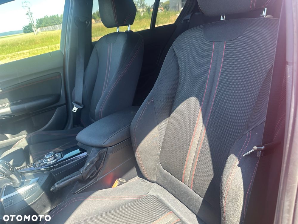 BMW Seria 1 120d Sport-Aut Sport Line - 17