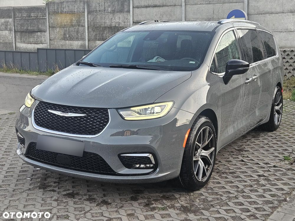 Chrysler Pacifica - 9