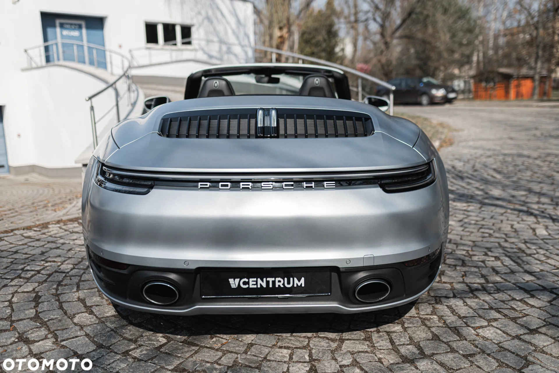 Porsche 911 Carrera S - 10