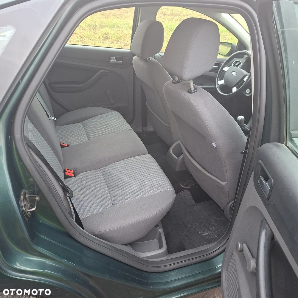 Ford Focus - 15