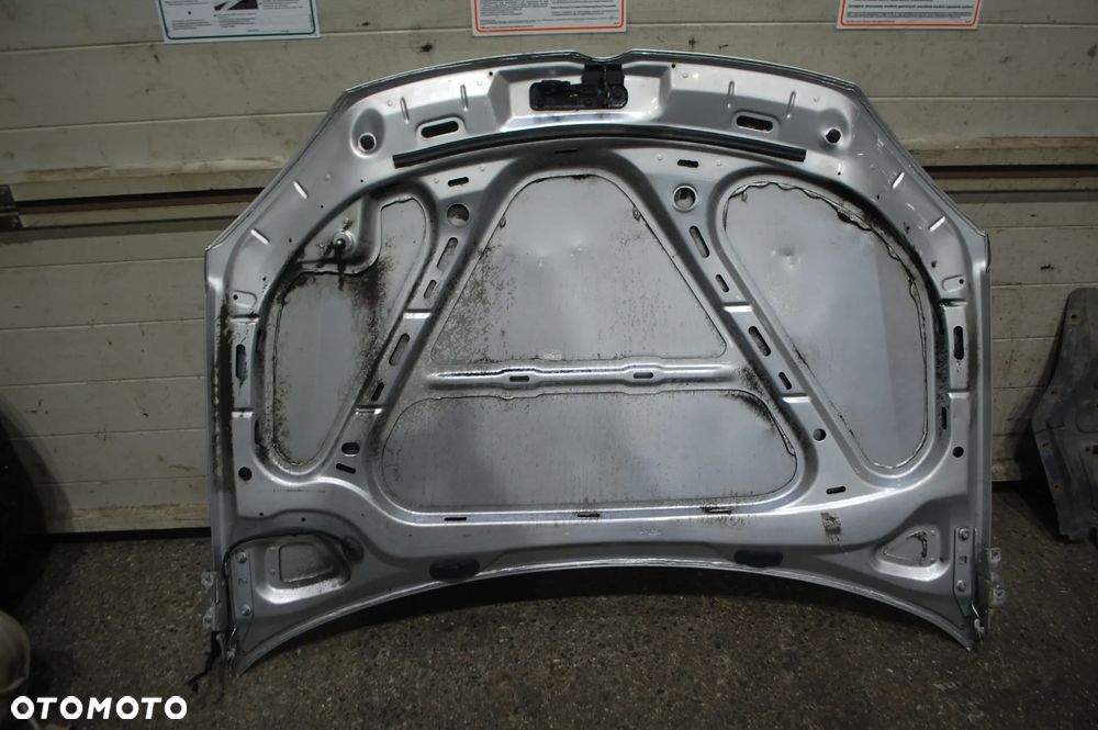 MASKA POKRYWA GÓRNA SILNIKA VW GOLF V LA7W - 7
