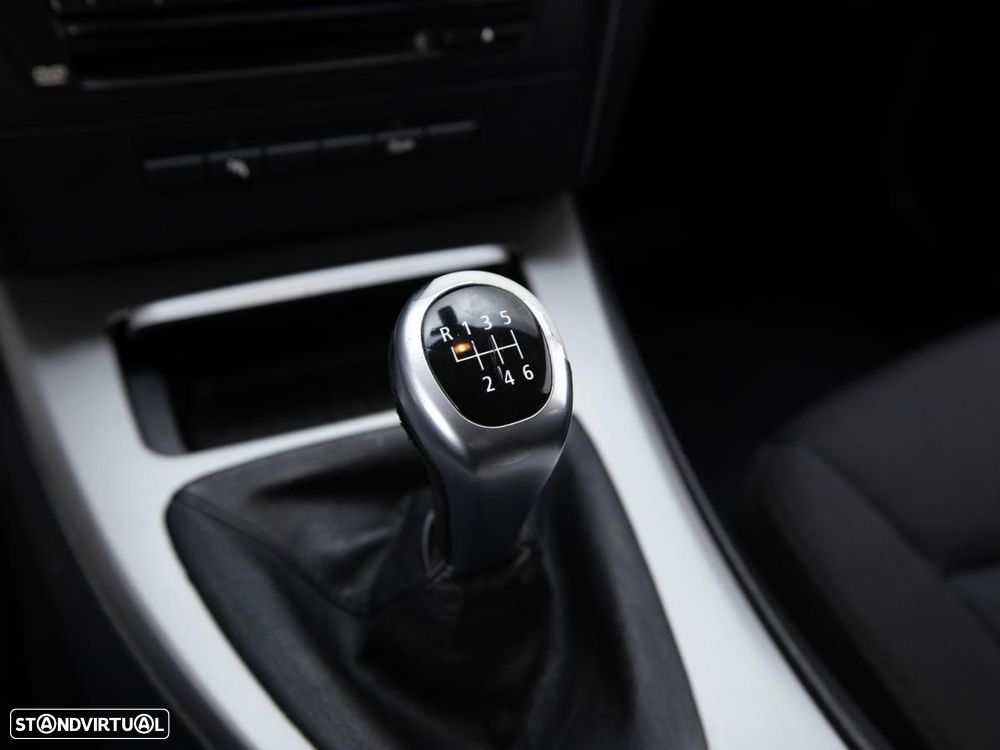 BMW 318 - 18