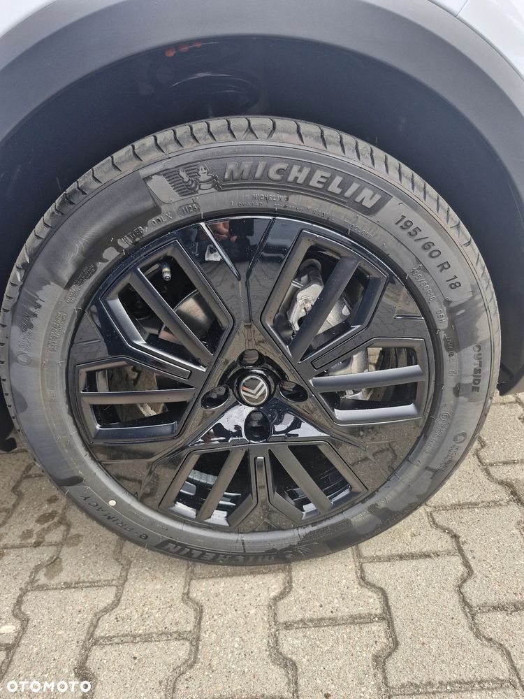 Citroën C4X 1.2 mHEV Max eDCT6 - 7