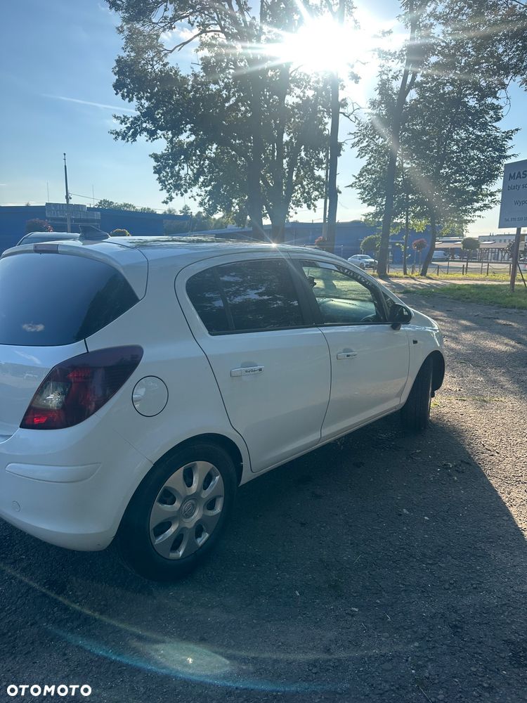 Opel Corsa 1.4 16V Sport - 8