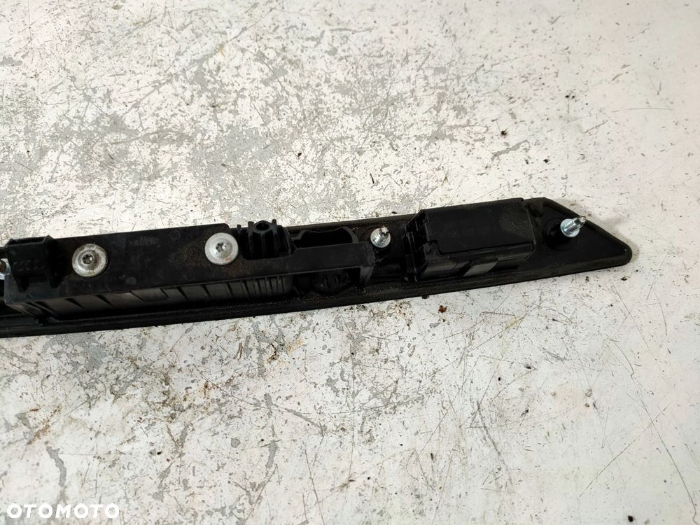 blenda klapy bagażnika audi a6 c6 sedan 8e0827574c - 2