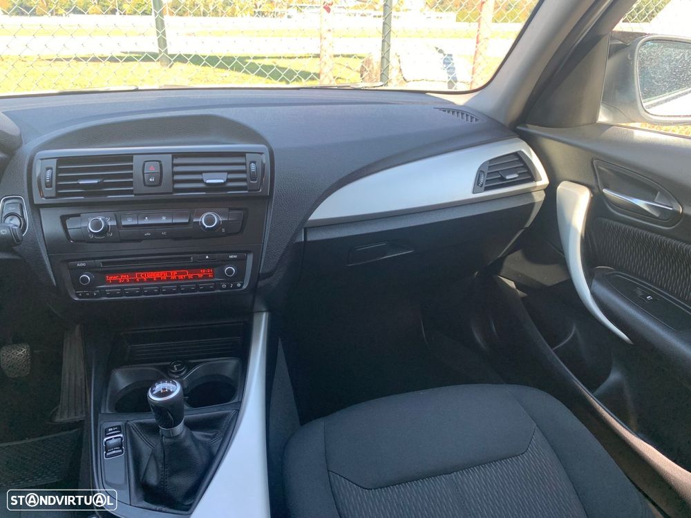 BMW 116 d EDynamics Line Sport - 35
