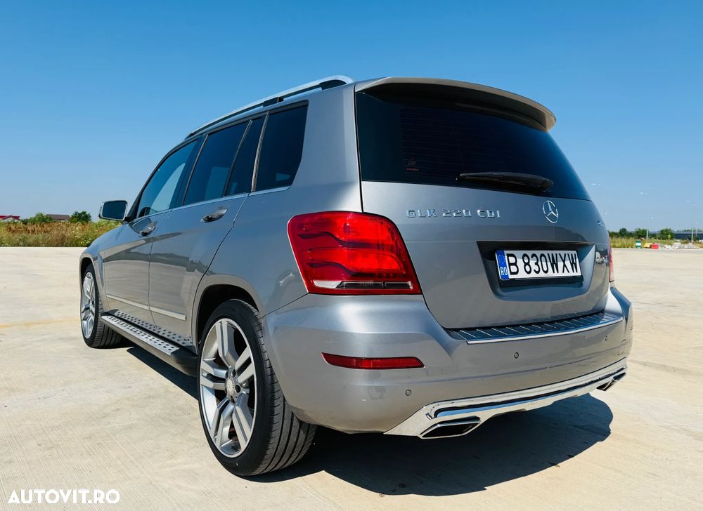 Mercedes-Benz GLK - 11