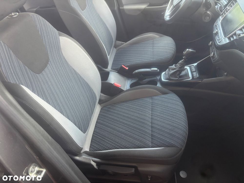 Opel Crossland X 1.2 T 120 Lat S&S - 28