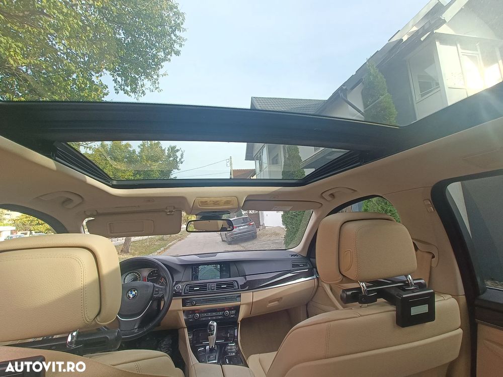 BMW Seria 5 520d Touring Sport-Aut. - 9