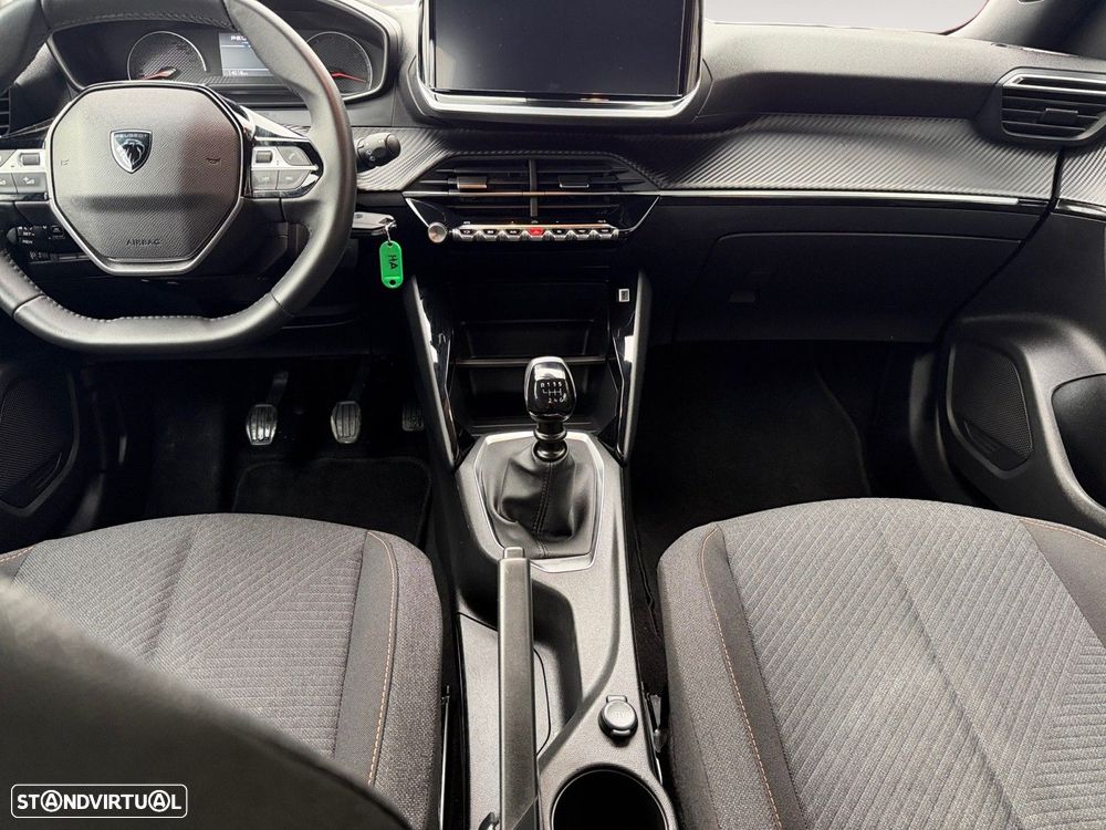 Peugeot 2008 1.2 PureTech Style - 12