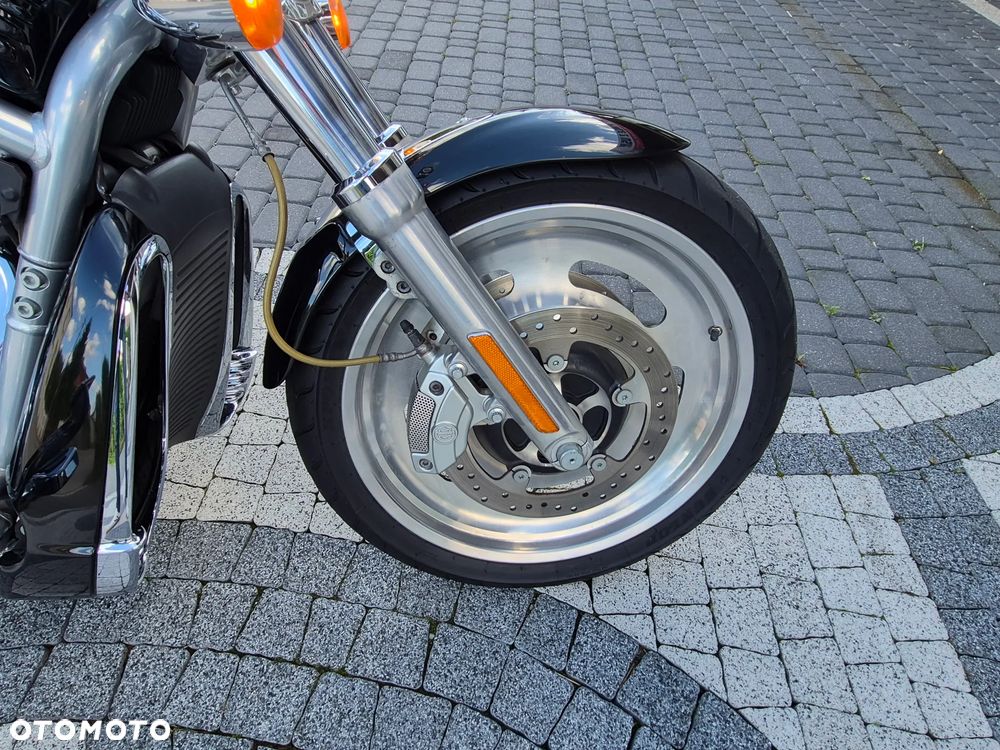 Harley-Davidson V-Rod Street Rod - 33