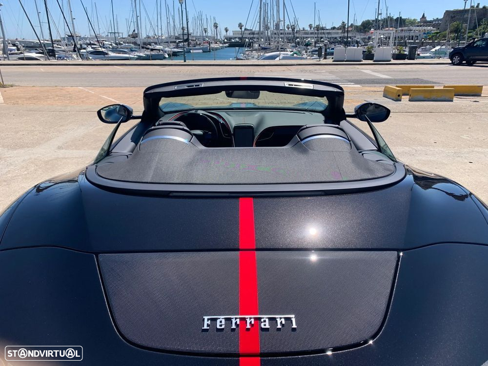 Ferrari Roma Spider - 24