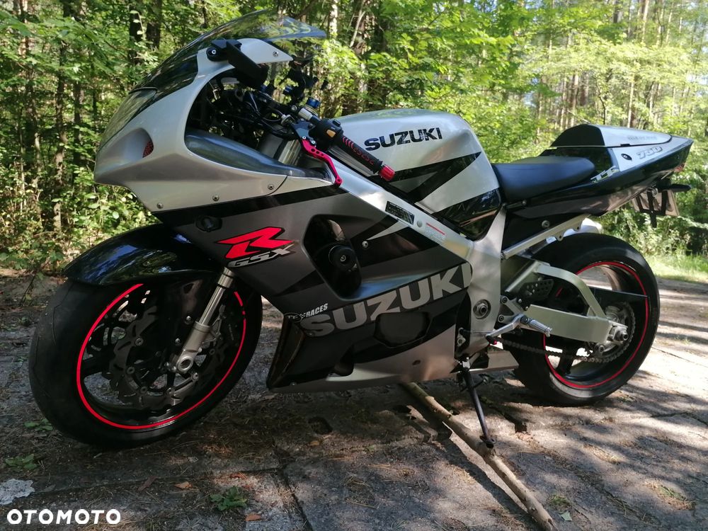 Suzuki GSX-R - 11