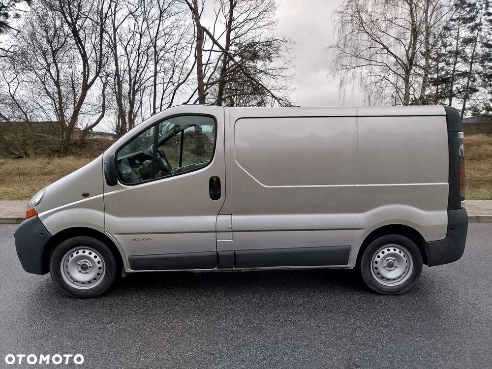 Renault Trafic - 11