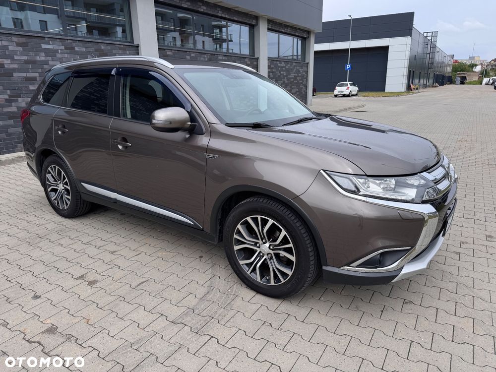 Mitsubishi Outlander 2.0 2WD CVT Spirit - 3