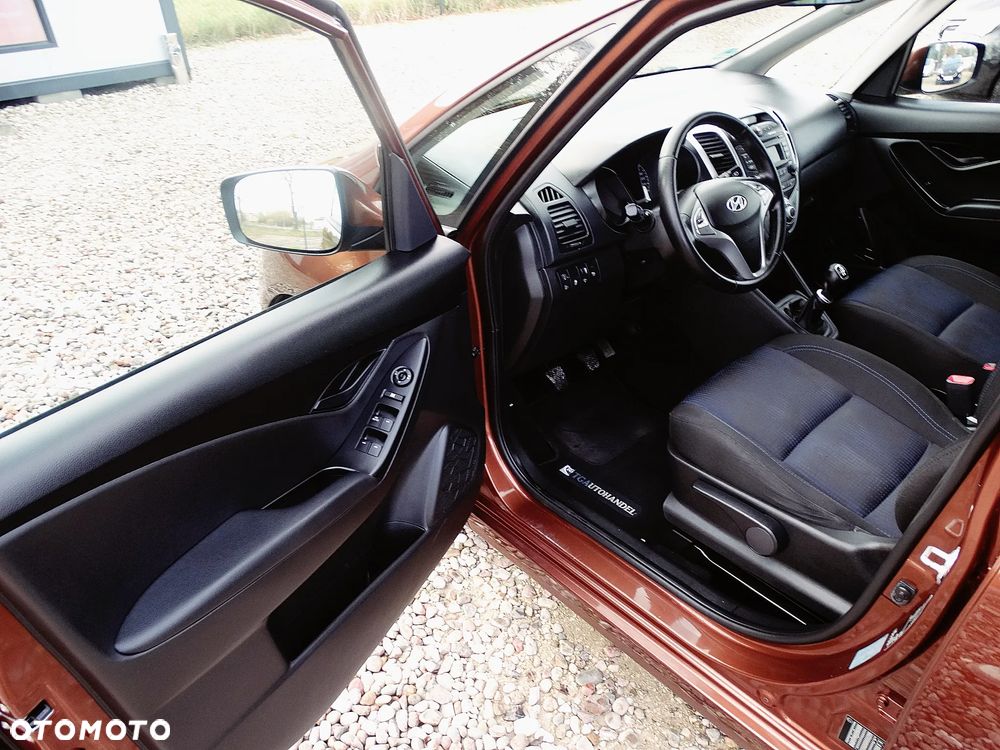 Hyundai ix20 1.4 blue Style - 19