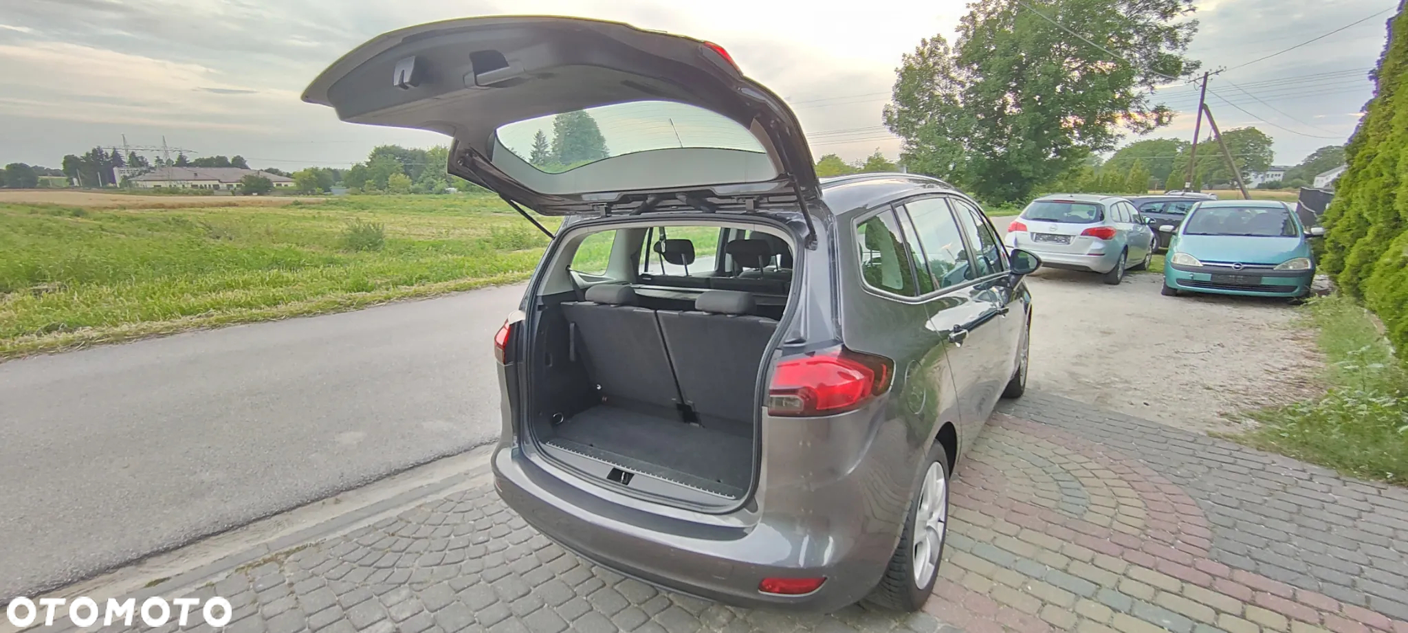 Opel Zafira - 23