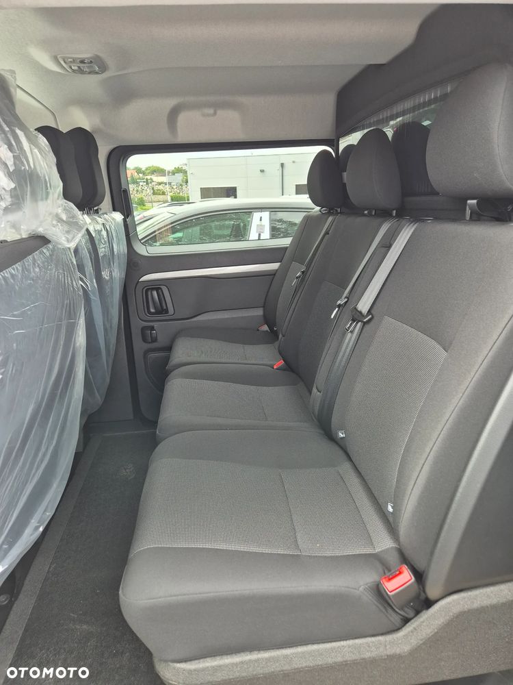 Opel Vivaro Brygadowy XL Long 6 miejsc 2.2 180KM Automat !! OD REKI !! - 8