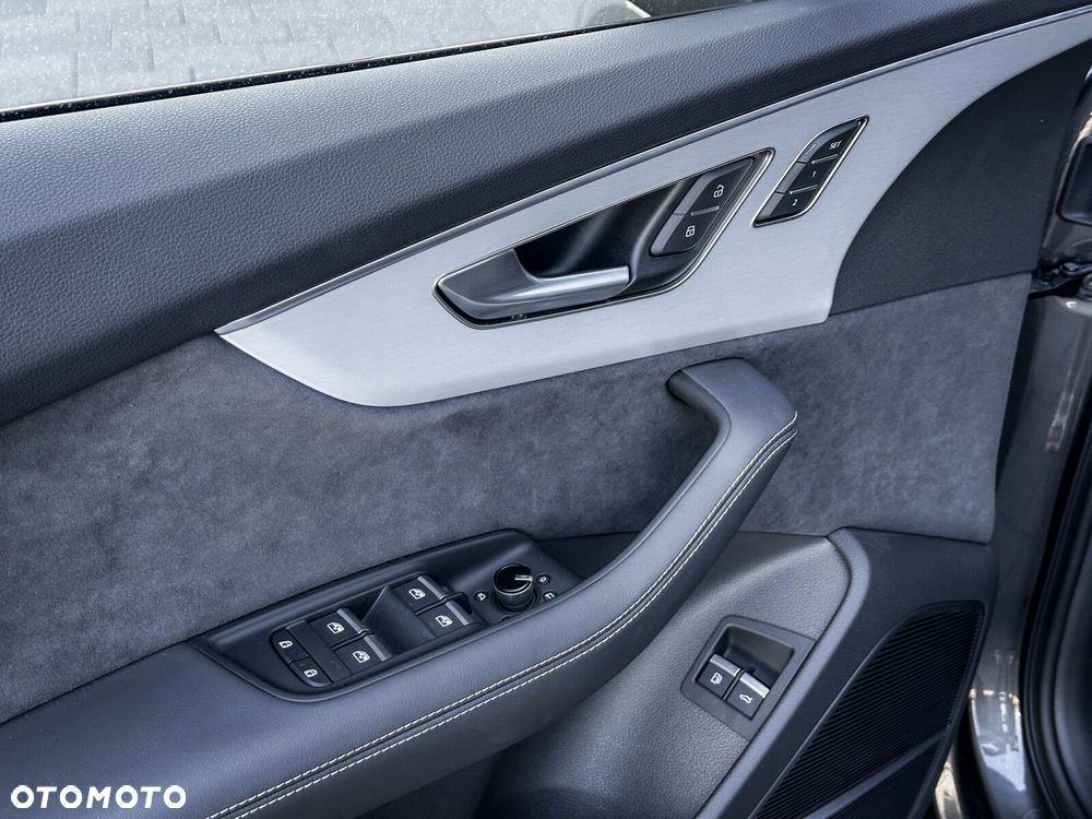 Audi Q7 - 16