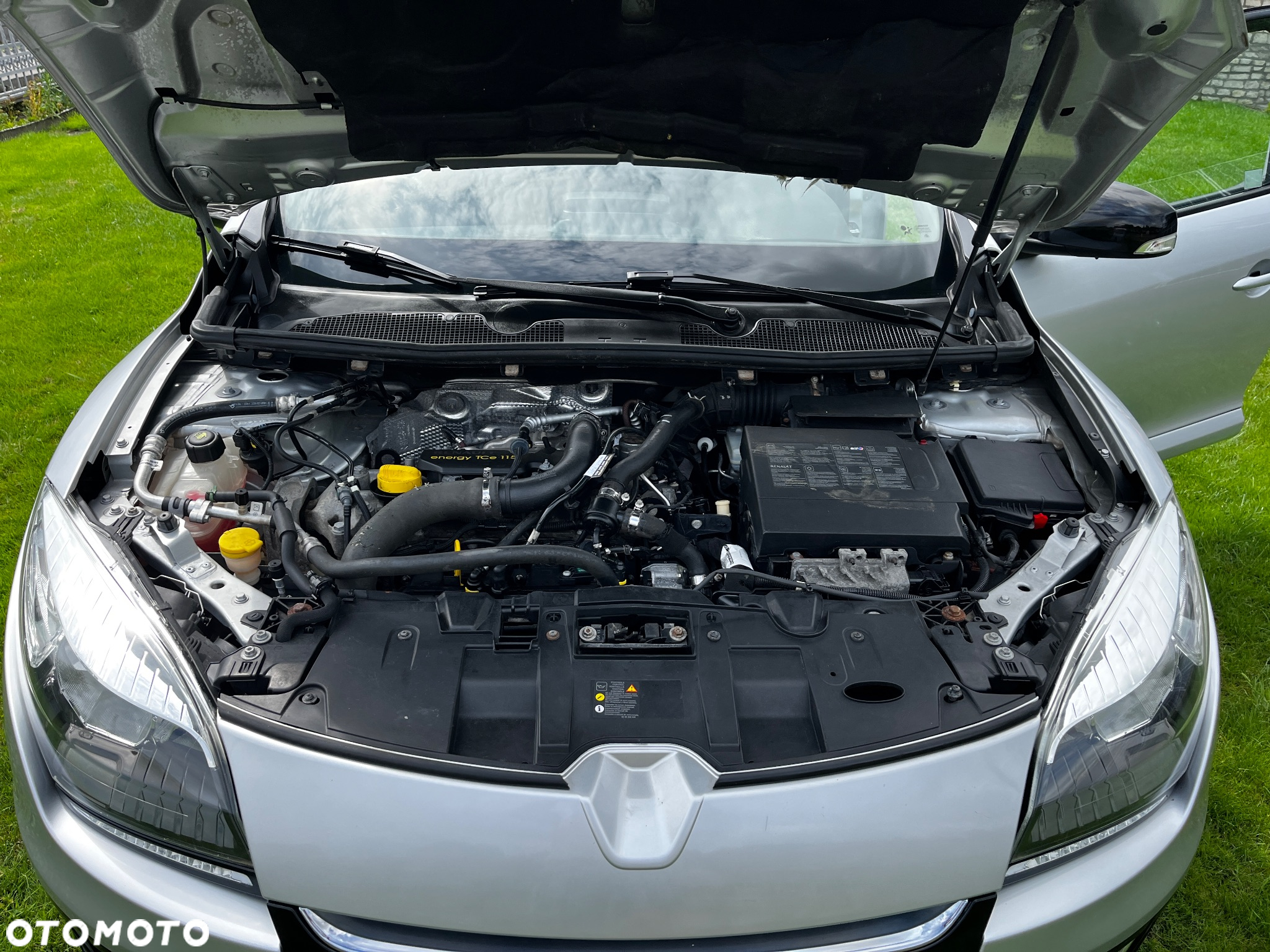 Renault Megane Grandtour ENERGY TCe 115 Start & Stop Bose Edition - 15
