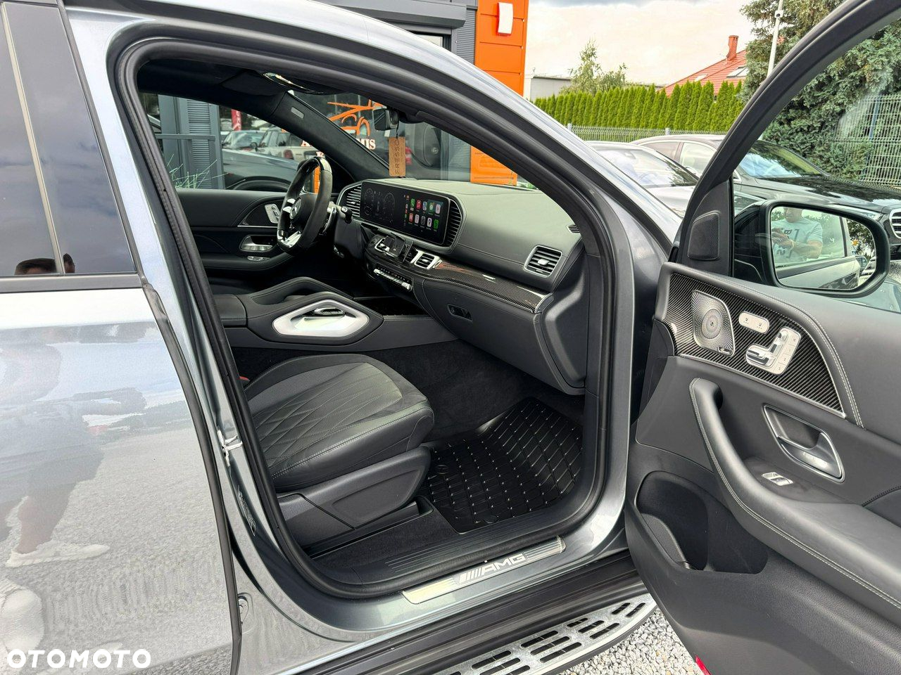 Mercedes-Benz GLE - 22