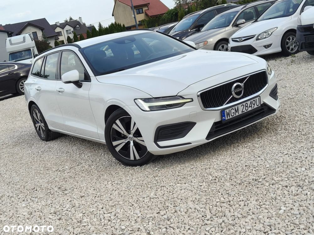 Volvo V60 B3 B Momentum - 8