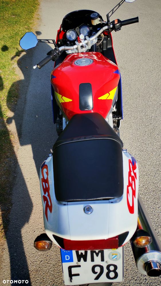 Honda CBR - 7