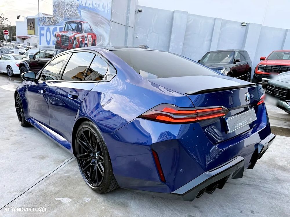 BMW M5 xDrive - 5