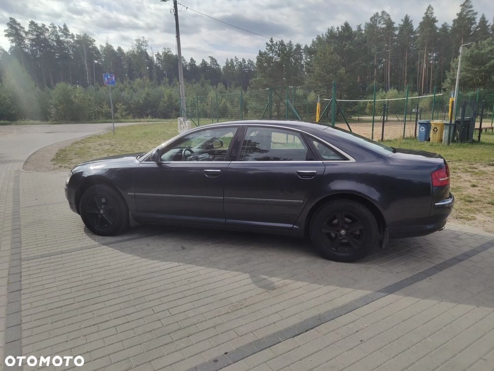Audi A8 - 12