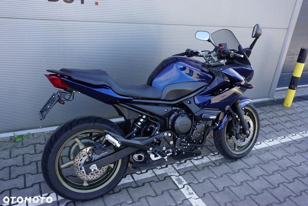 Yamaha XJ - 3