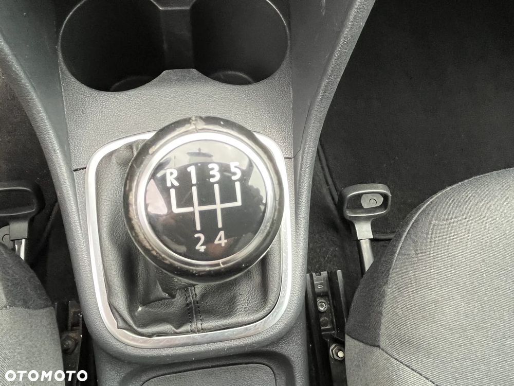 Volkswagen Polo - 26