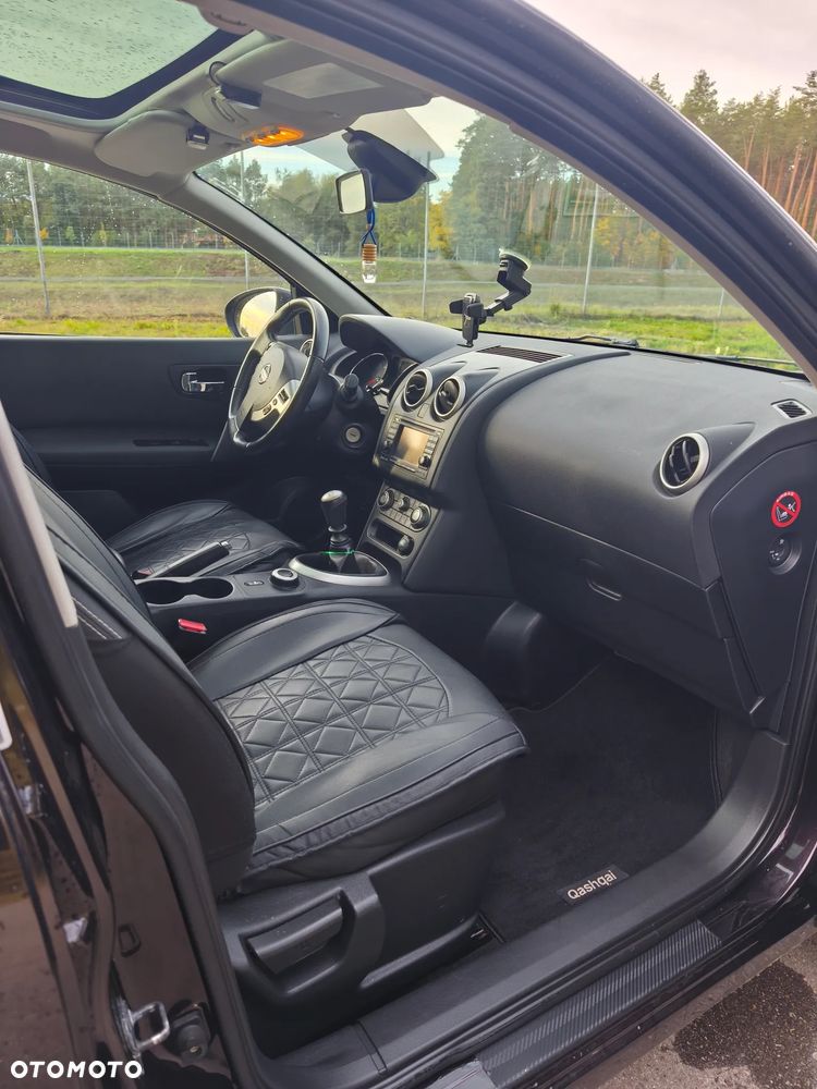 Nissan Qashqai+2 - 10