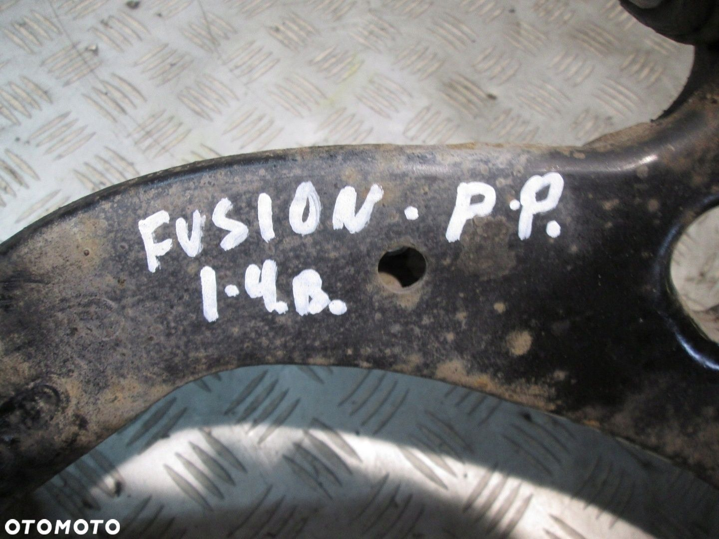 PRAWY WAHACZ PRZEDNI DOLNY FORD FUSION , 2002-2012 - 2