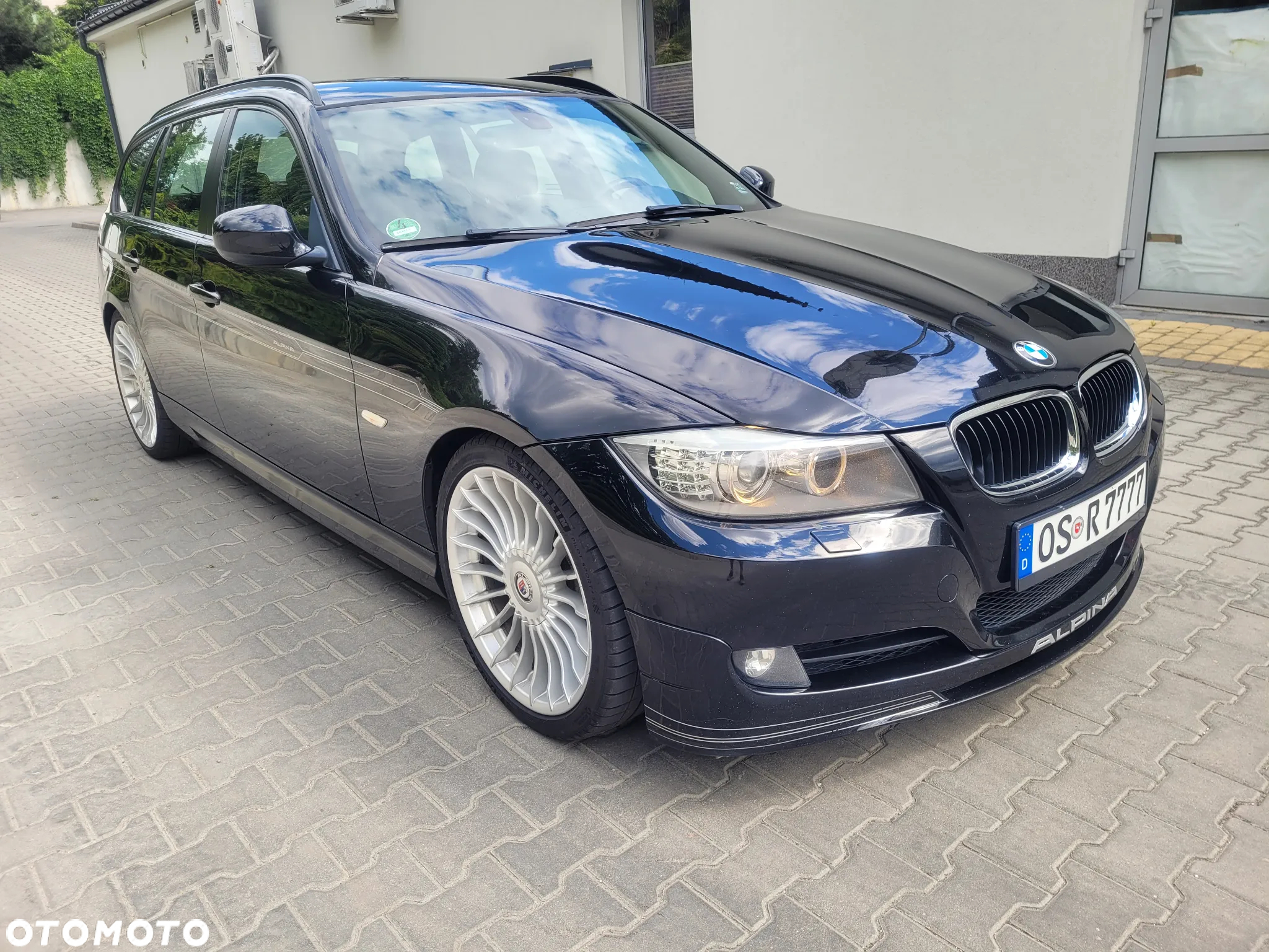 BMW-ALPINA D3 Biturbo Touring Switch-Tronic - 2
